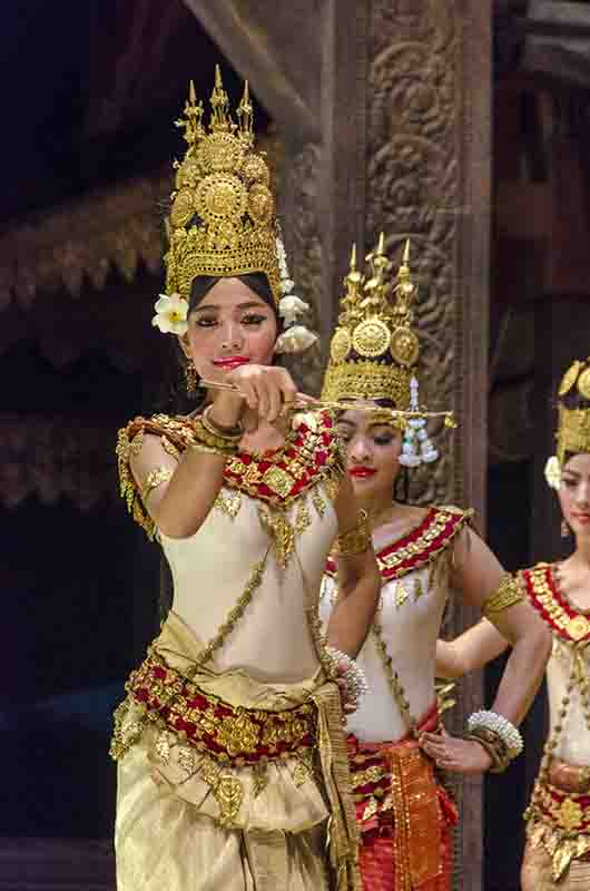 69 - Camboya - Siem Reap - danzas tradicionales